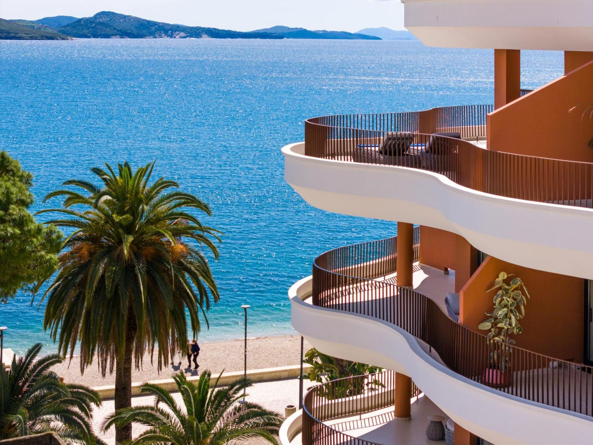 Hotel Vale Sarandë Buitenkant foto