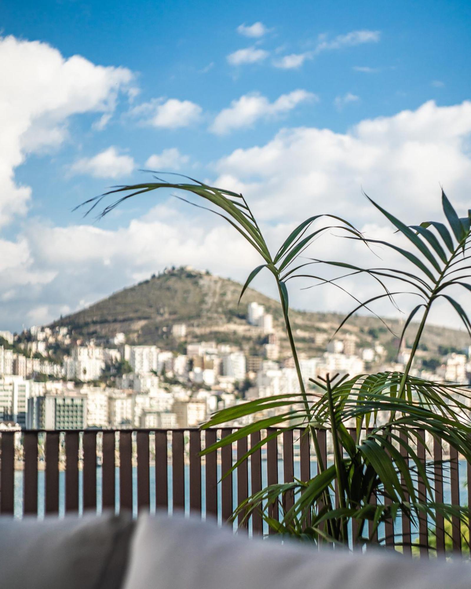 Hotel Vale Sarandë Buitenkant foto