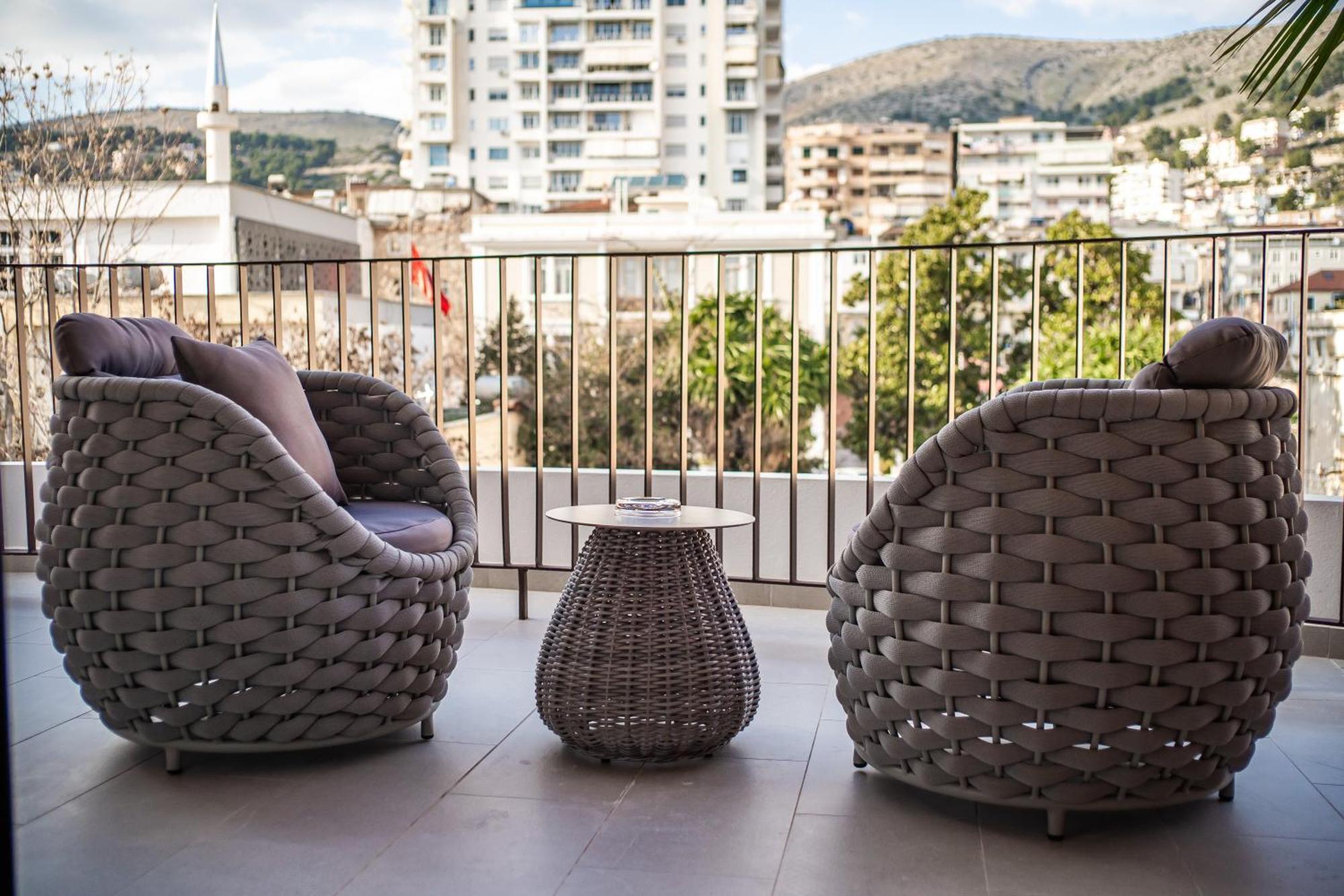 Hotel Vale Sarandë Buitenkant foto