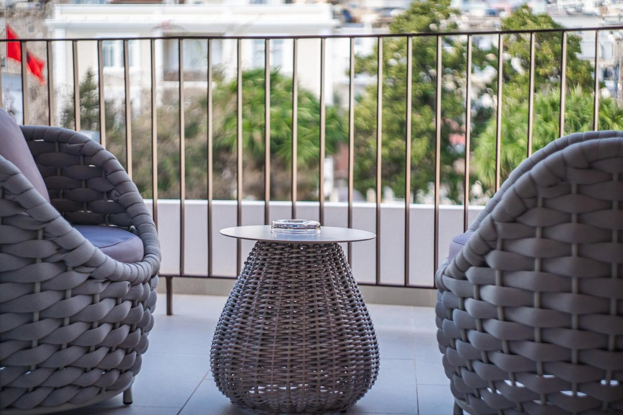Hotel Vale Sarandë Buitenkant foto