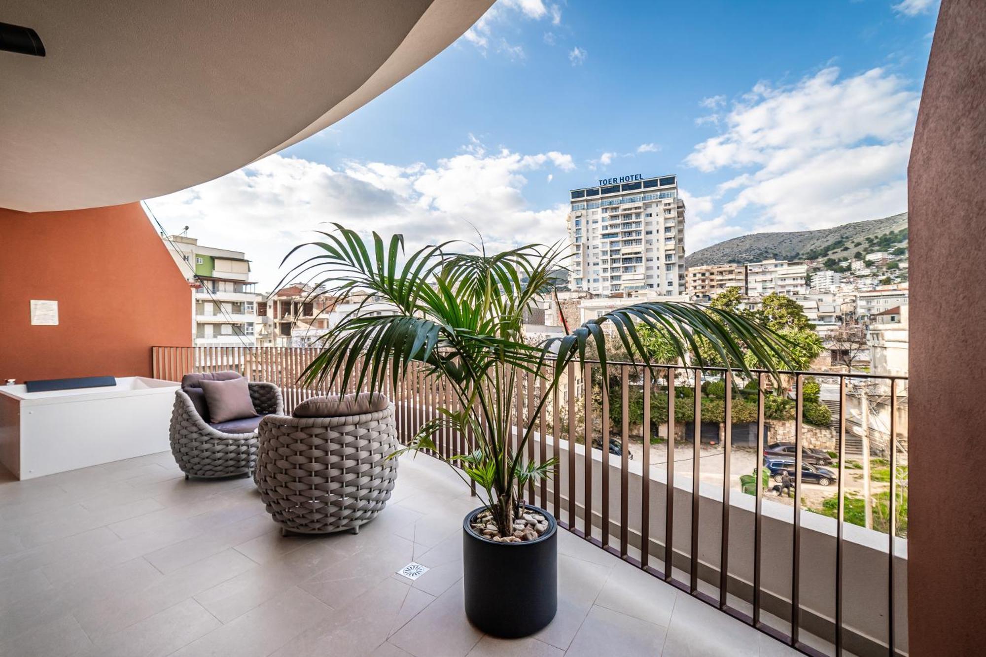 Hotel Vale Sarandë Buitenkant foto