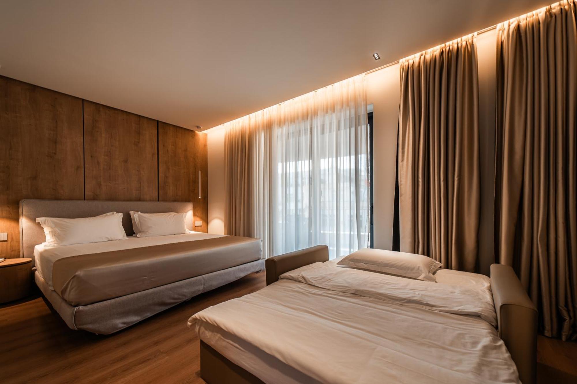 Hotel Vale Sarandë Buitenkant foto