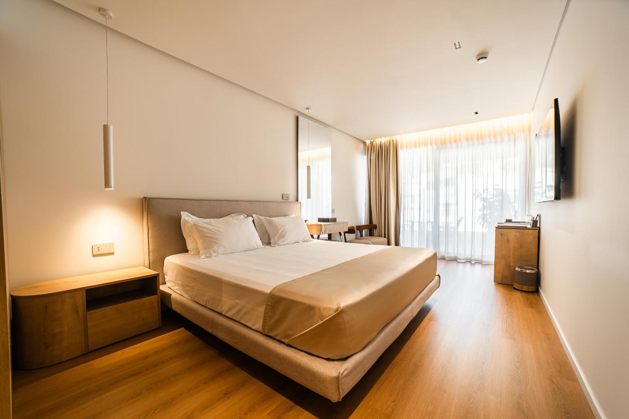 Hotel Vale Sarandë Buitenkant foto