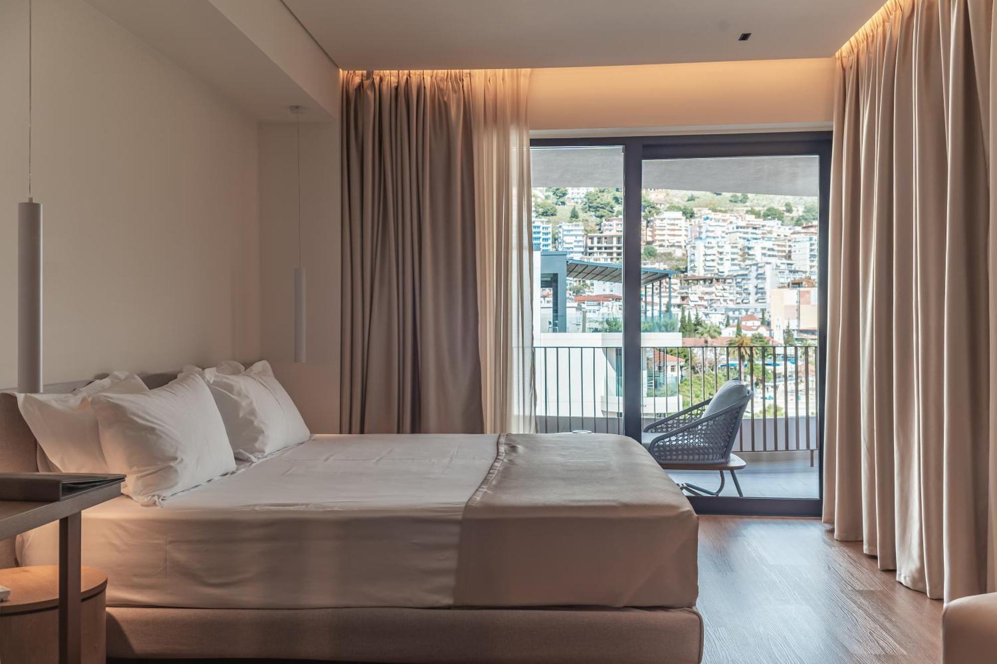 Hotel Vale Sarandë Buitenkant foto
